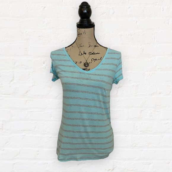 Sookie Stackhouse OP Striped V Neck Tee True Blood - Picture 4 of 7